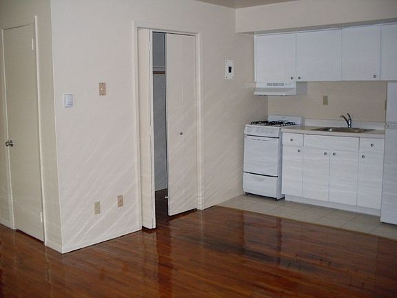 2nd image of 4 Hasbrouck Dr APT A