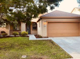 3175 Rudder Ave, Tulare, CA 93274