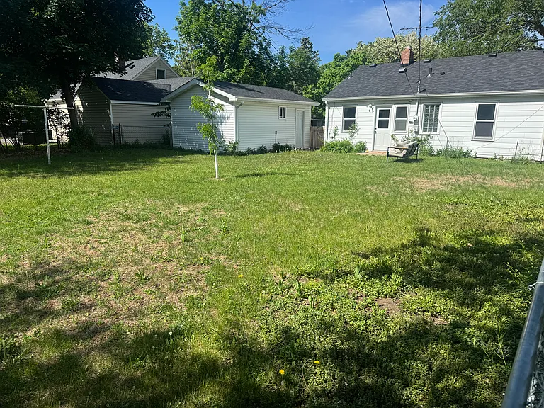 1809 Edgewood Ave S — Photo 11