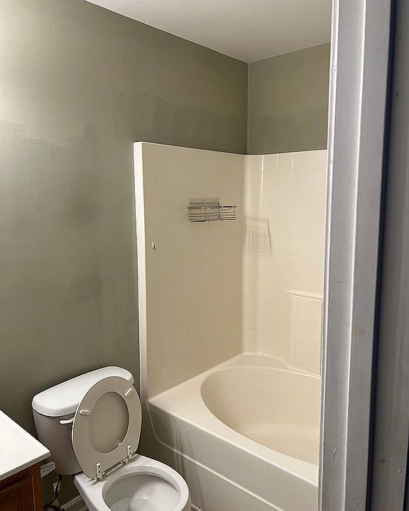 1st image of 4905 Miami Cres