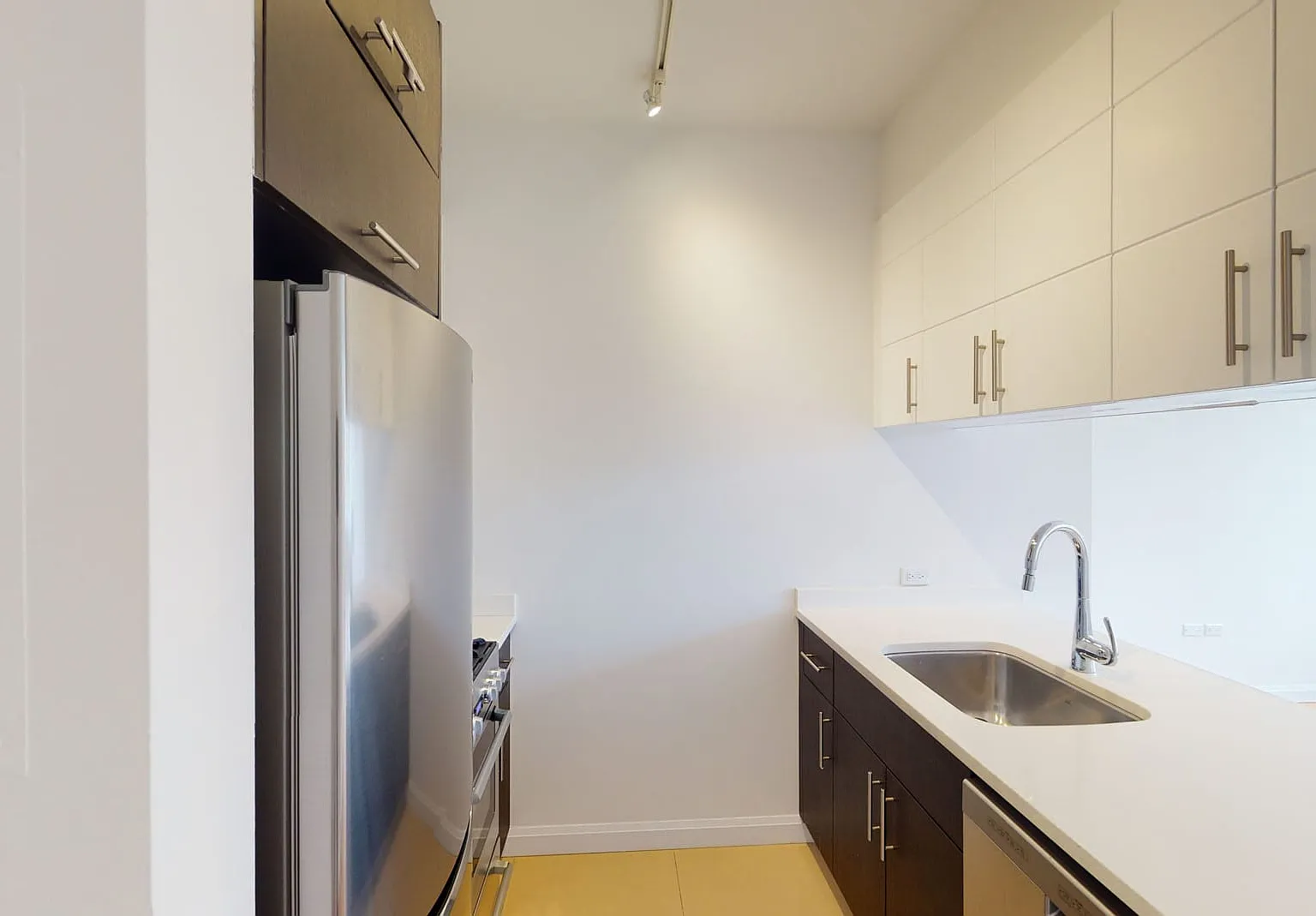 805 Columbus Avenue — Photo 1