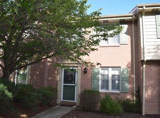 5218 Lantern Hill Dr, Pittsburgh, PA 15236