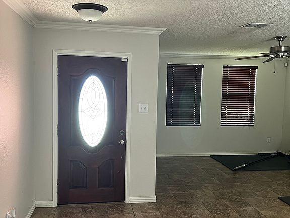 4th image of 5425 Comanche Wells Dr