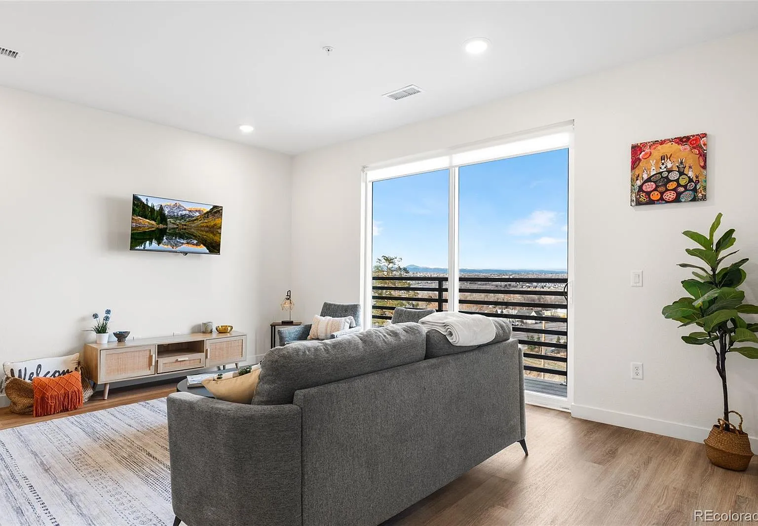 1 bed, 1.0 bath, 751 sqft, $1,895 — Photo 4