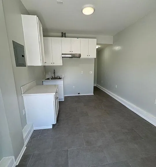 8517 Reading Ave — Photo 3