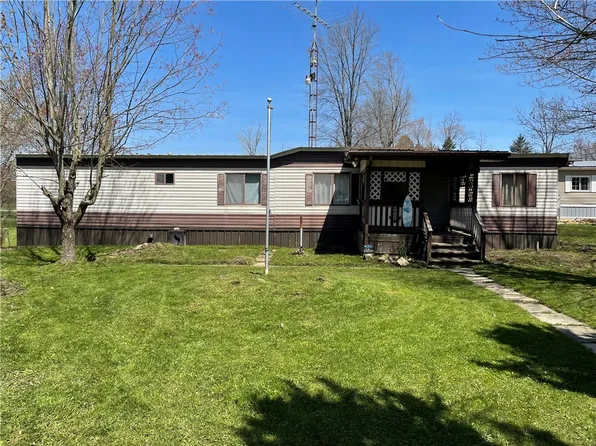 2012 Pioneer Trl, Jamestown, PA 16134