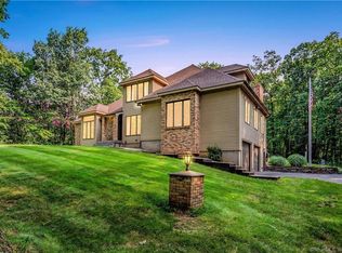 98 Wildcat Rd, Burlington, CT 06013