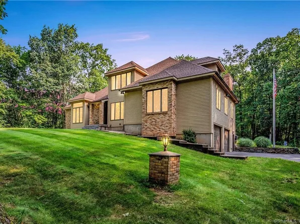 98 Wildcat Road, Burlington, CT 06013