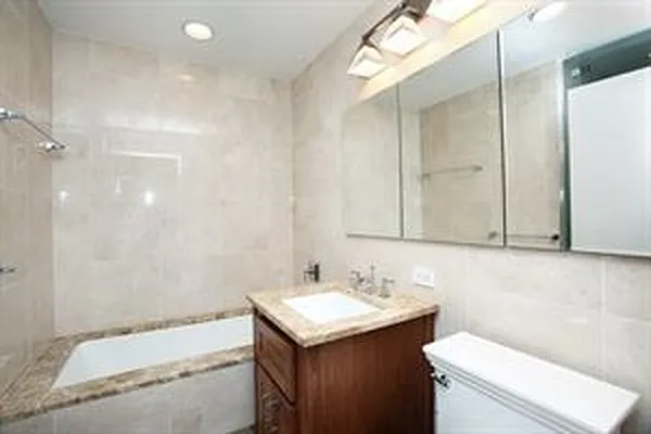 Rented by Douglas Elliman | media 31