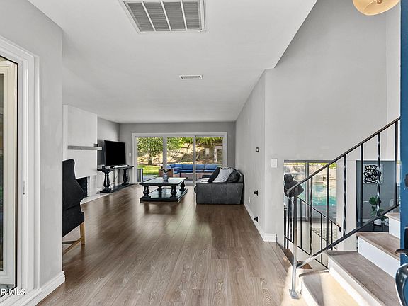3rd image of 16543 Nearview Dr