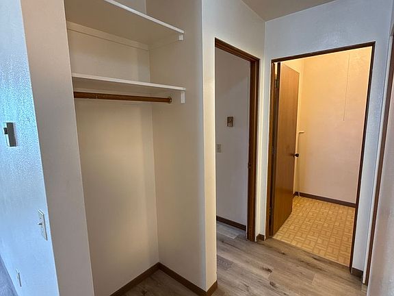 4th image of 1310 Gardenette Dr APT 4