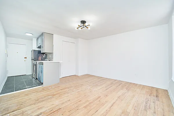 Rented by Living New York | media 10