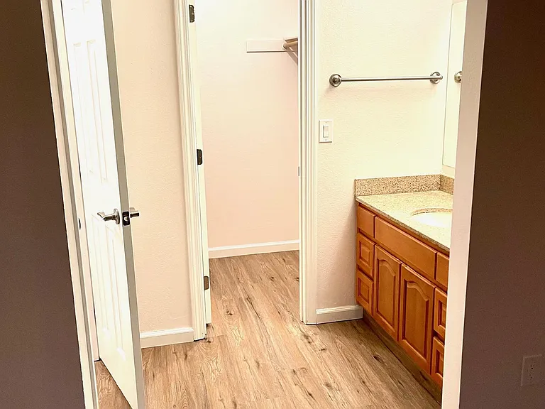 7015 Wineberry Way — Photo 12