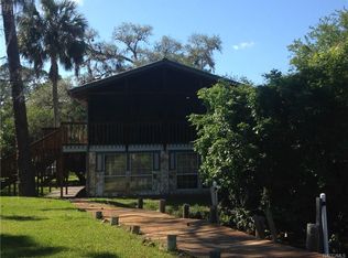 6607 Riverside Dr, Yankeetown, FL 34498