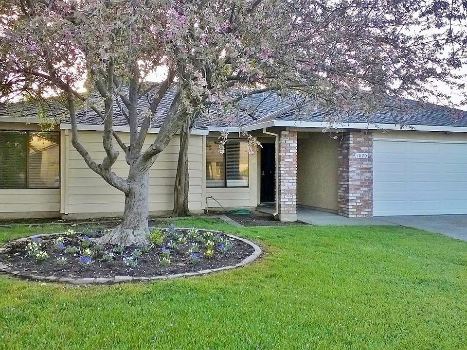 1st image of 1820 Scarborough Dr