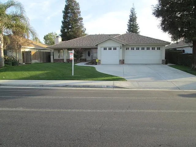 10517 Loughton Ave photo 1