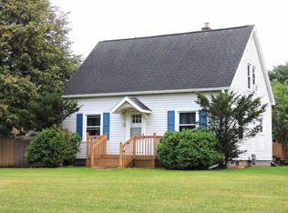 2421 Omro Rd, Oshkosh, WI 54904