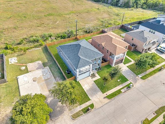 5th image of 14804 Broadview Dr