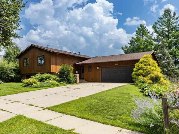 2124 Washington Ln SW, Rochester, MN 55902