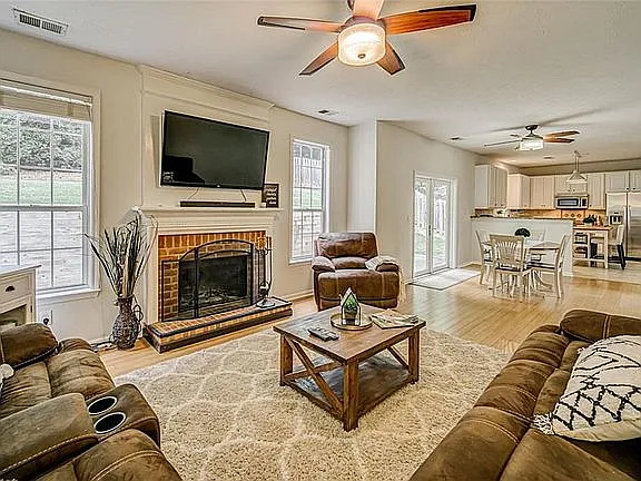 373 Ethridge Dr NW — Photo 5