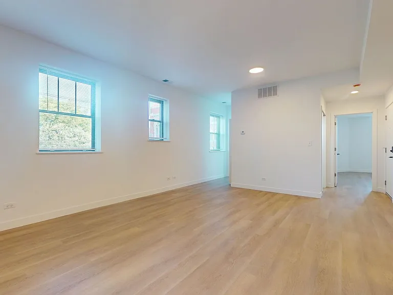 Dining/Living room