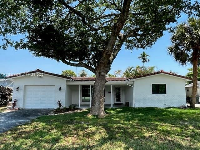 1st image of 4648 SW 38th Ter #0