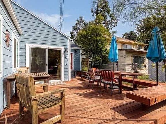 2nd image of 3630 6th Ave