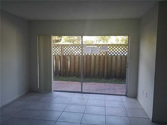 4th image of 4640 NW 79th Ave APT 1A