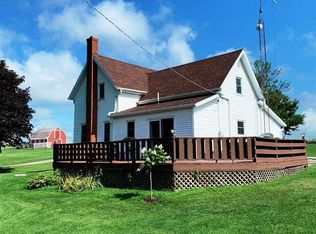 13600 W Galena Rd, Lena, IL 61048