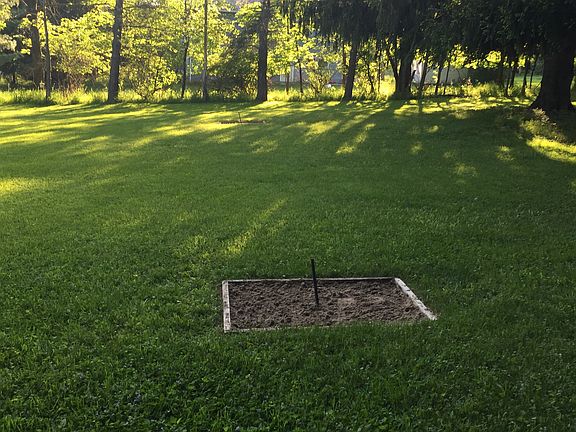 Horseshoe pits