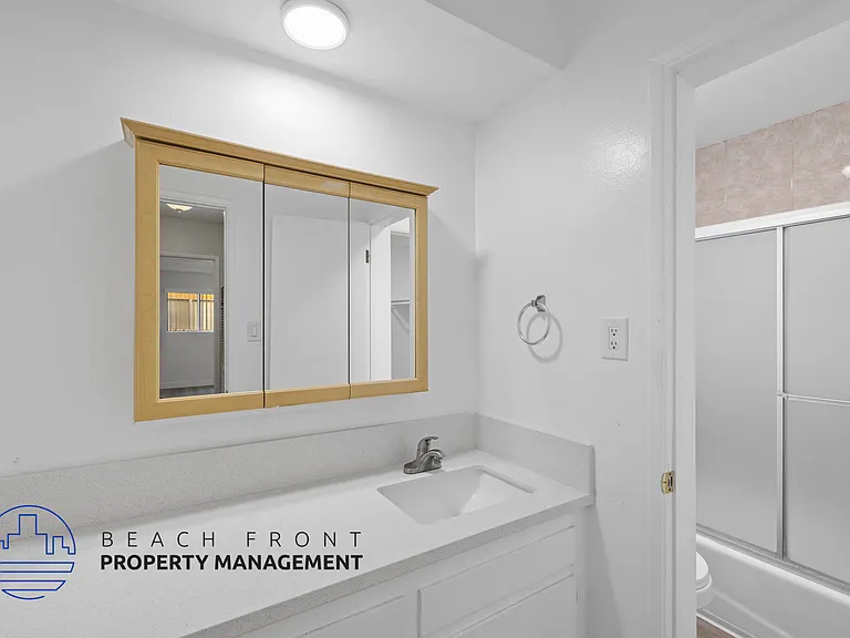 11714 Bellflower Blvd — Photo 14