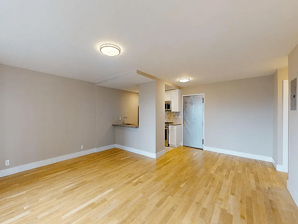 80 N Moore St #8025E