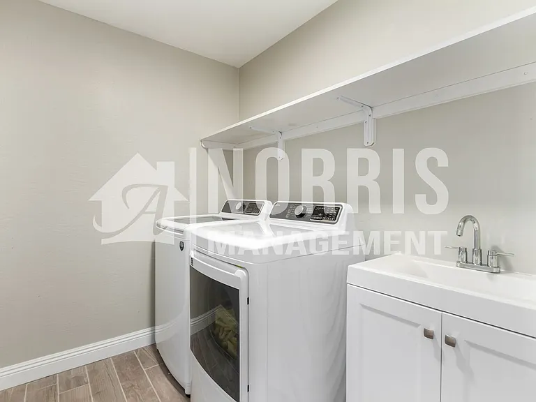1553 E Alba Dr — Photo 28