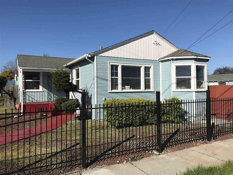 1st image of 130 S 33rd St