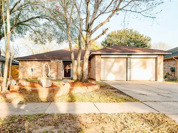 21734 Nickerton Ln, Spring, TX 77388