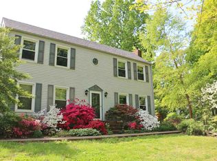 7758 New Glasgow Rd, Scottsville, KY 42164