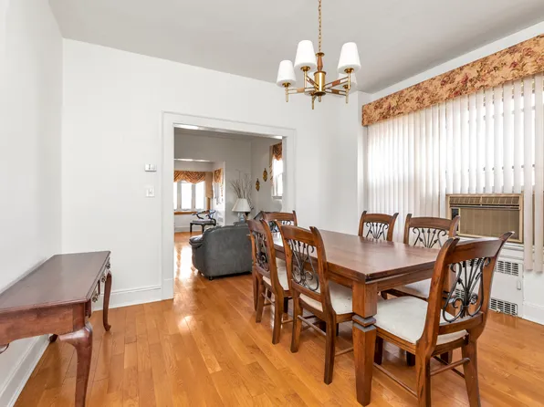 164-12 76th Avenue image 5 of 24