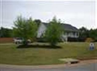 604 Brimley Ct, Inman, SC 29349