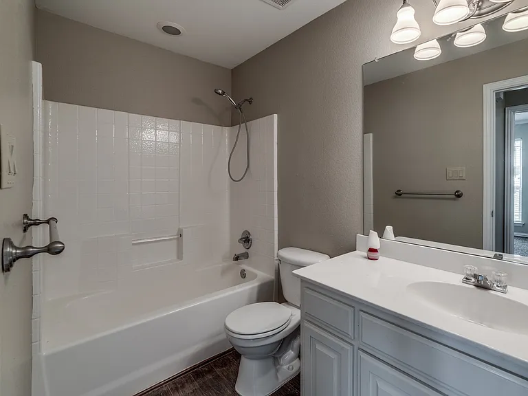 108 Chambers Creek Cir — Photo 12
