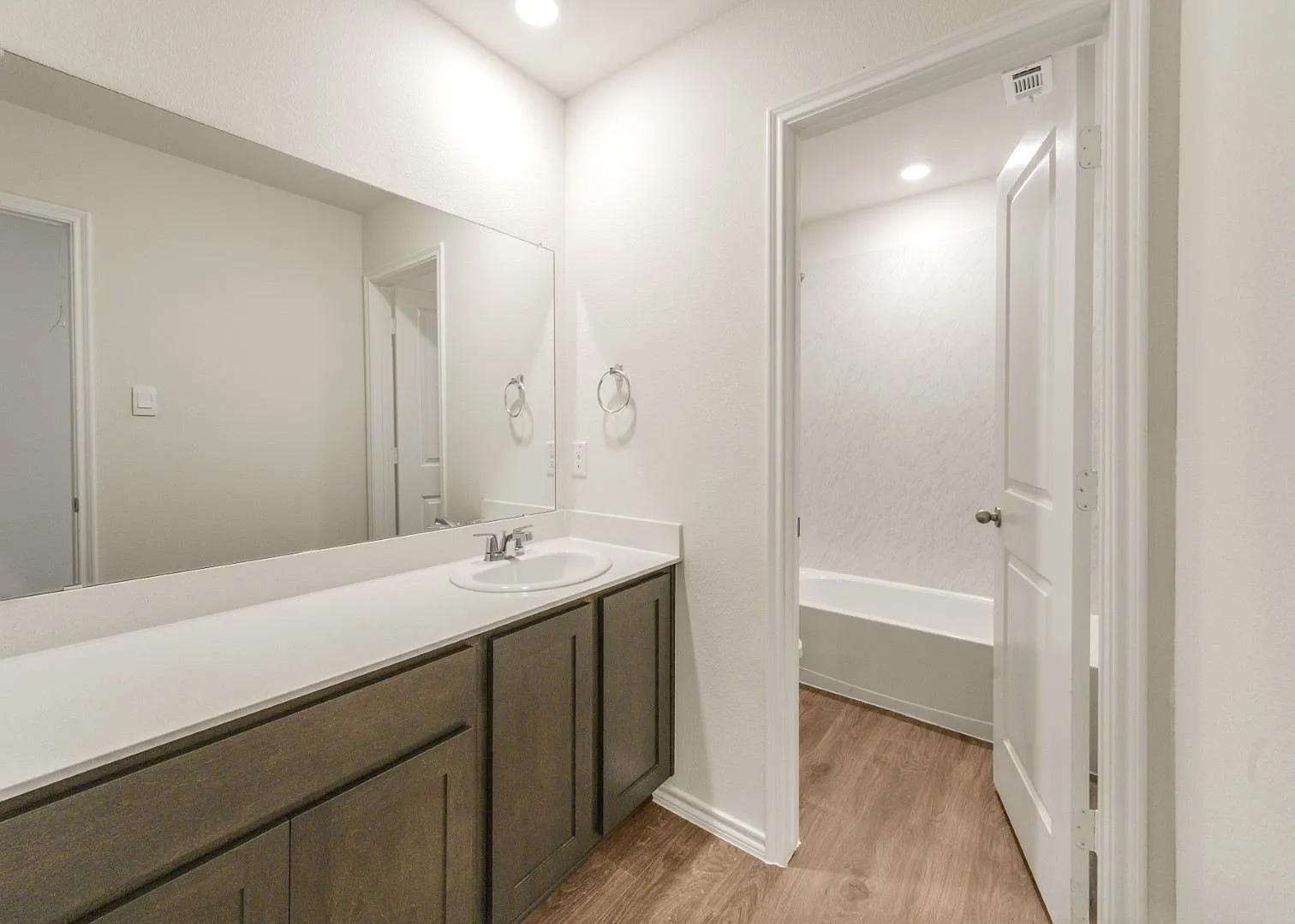 7008 Cottonseed Dr — Photo 4