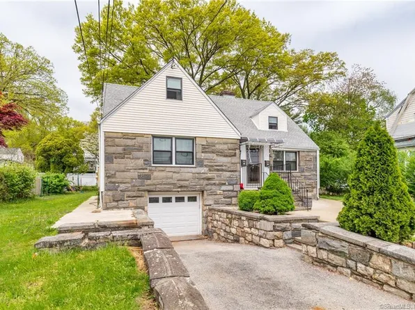 21 Hirsch Road, Stamford, CT 06905