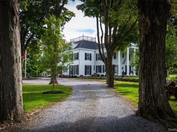 71-73 E Hook Road, Hopewell Junction, NY 12533