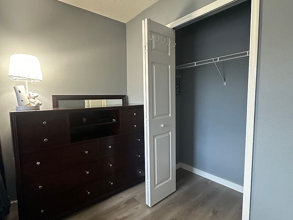 1st image of 1815 Fluorshire Dr