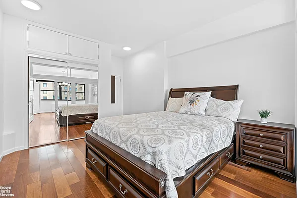 Rented by Brown Harris Stevens | media 19