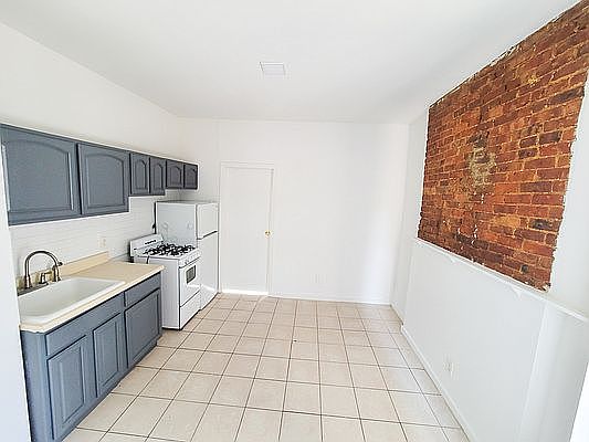 1st image of 442 E 115th St #5T