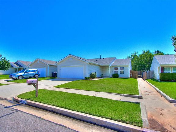 4th image of 9232 Snowberry Dr