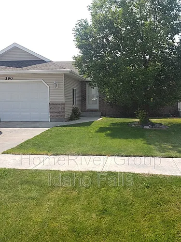390 Bridger Dr Photo 1