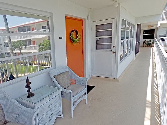 4th image of 1150 NW 30th Ct APT 207