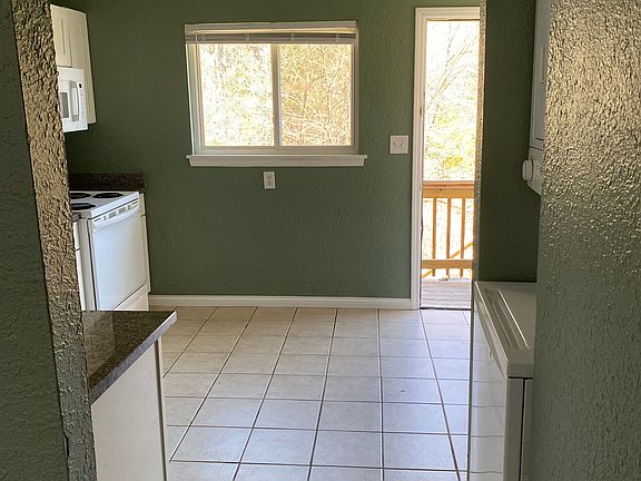 2nd image of 1527 N 55th Dr APT B