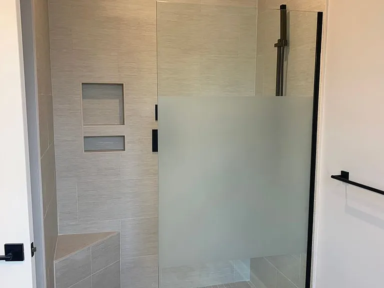 Solara Luxury Apartments — Photo 66